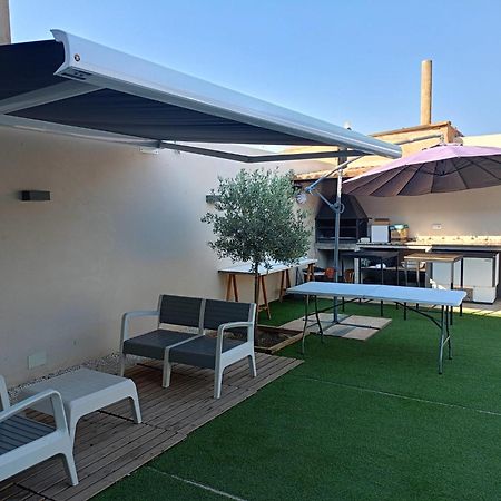 Alojamiento El Pez Casa Con Piscina Climatizada Villafranca de los Caballeros Ngoại thất bức ảnh