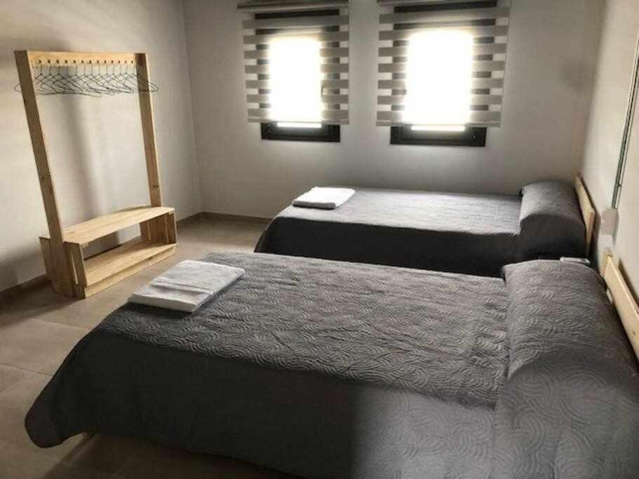 Alojamiento El Pez Casa Con Piscina Climatizada Villafranca de los Caballeros Ngoại thất bức ảnh