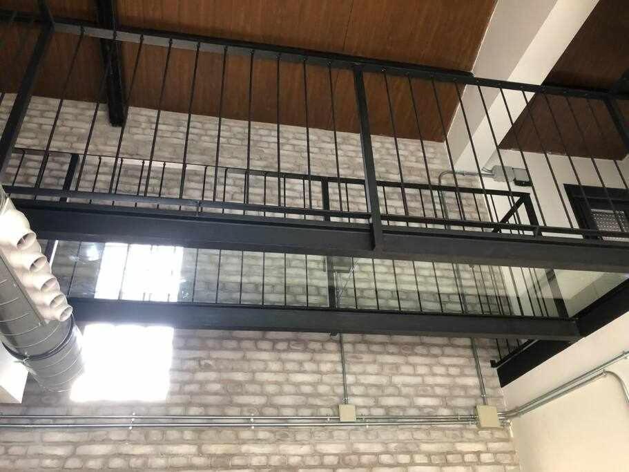 Alojamiento El Pez Casa Con Piscina Climatizada Villafranca de los Caballeros Ngoại thất bức ảnh