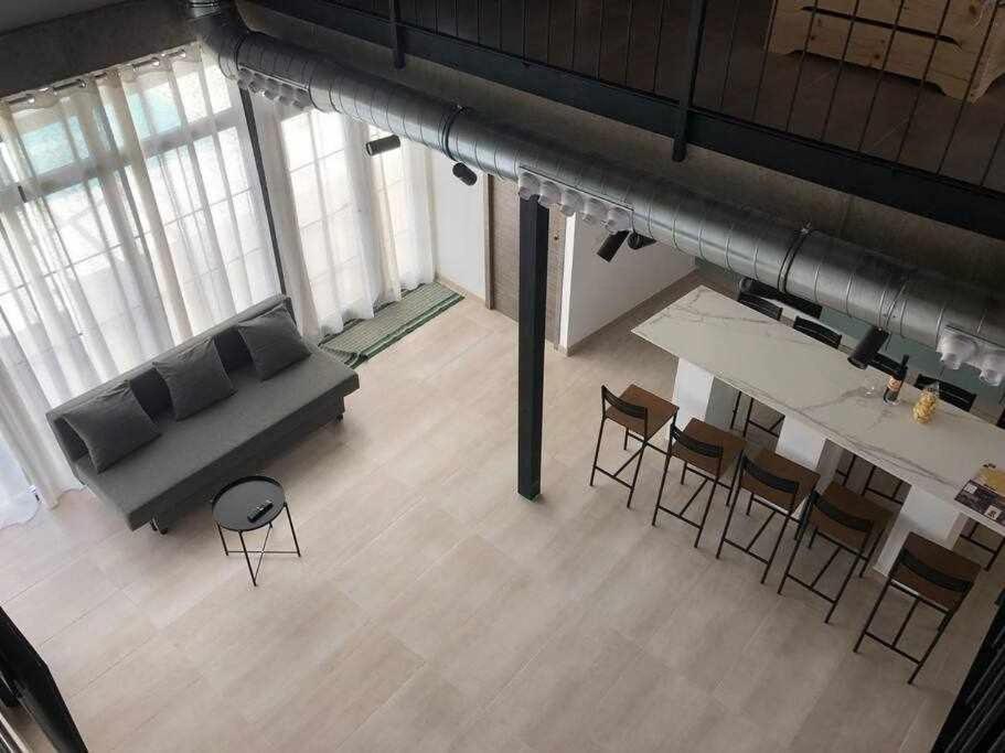 Alojamiento El Pez Casa Con Piscina Climatizada Villafranca de los Caballeros Ngoại thất bức ảnh